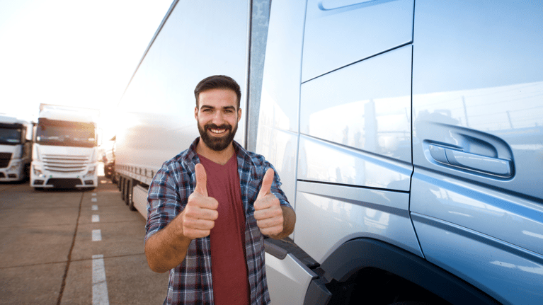 Using Fleet Management Software to Retain Drivers